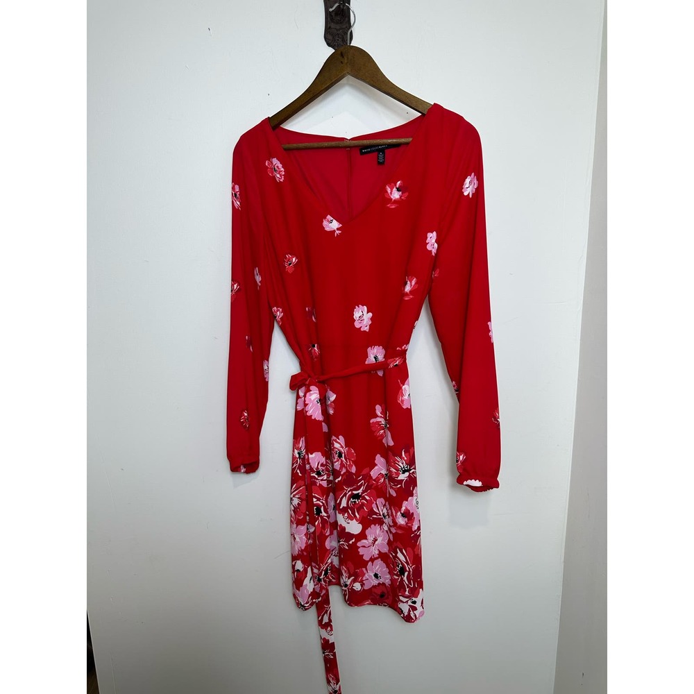 White House Black Market Red Floral Prit Day Fit and Flare Dress Size 8 - Picture 3 of 8
